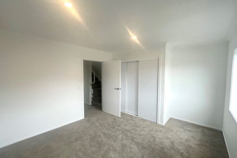 Photo of property in 25 Erina Road, Wiri, 2104