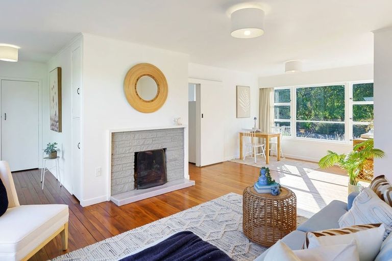 Photo of property in 58 Winara Avenue, Waikanae, 5036