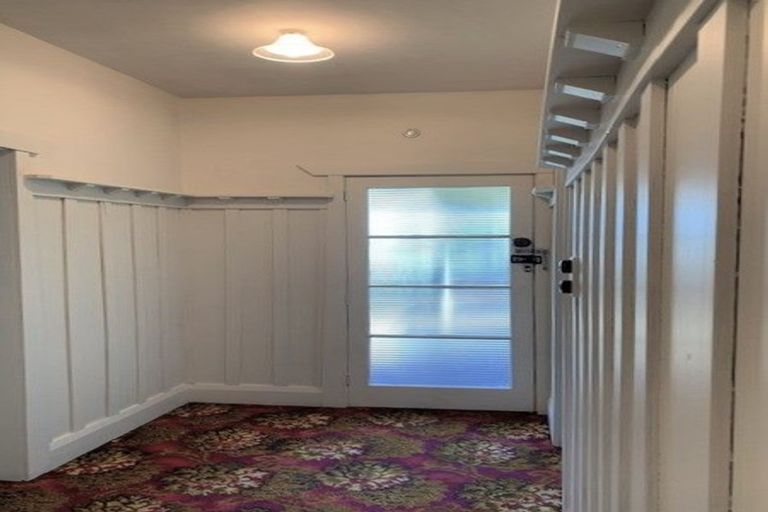 Photo of property in 36 Grafton Street, Waltham, Christchurch, 8011