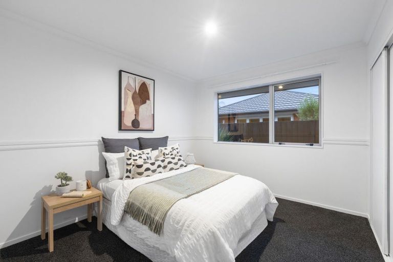 Photo of property in 24 James Drive, Woodend, 7610