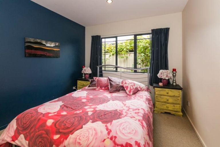 Photo of property in 6 Bourke Place, Havelock North, 4130