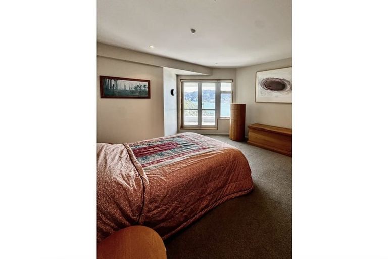 Photo of property in 24c Grafton Road, Roseneath, Wellington, 6011