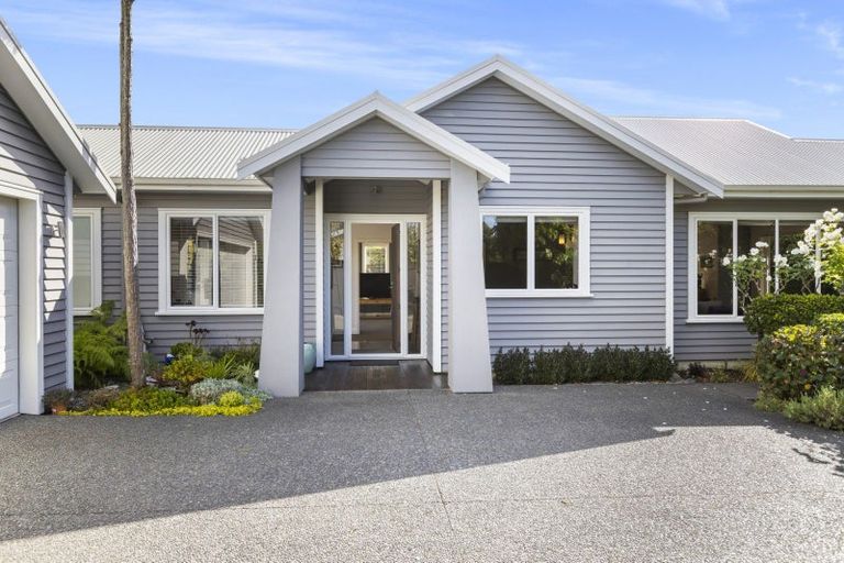 Photo of property in 21 Redhaven Place, Bethlehem, Tauranga, 3110