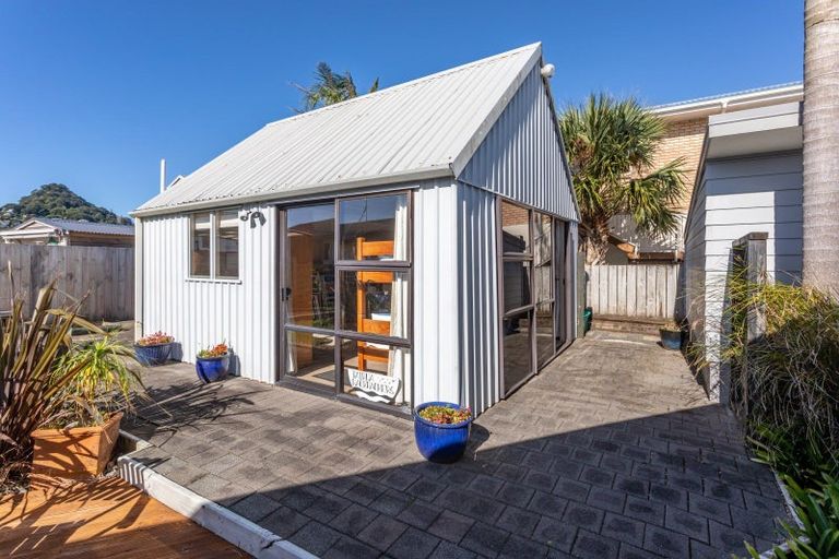 Photo of property in 2 Norfolk Place, Tairua, 3508