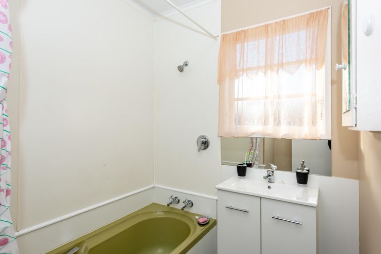 Photo of property in 52 Ida Road, Outer Kaiti, Gisborne, 4010