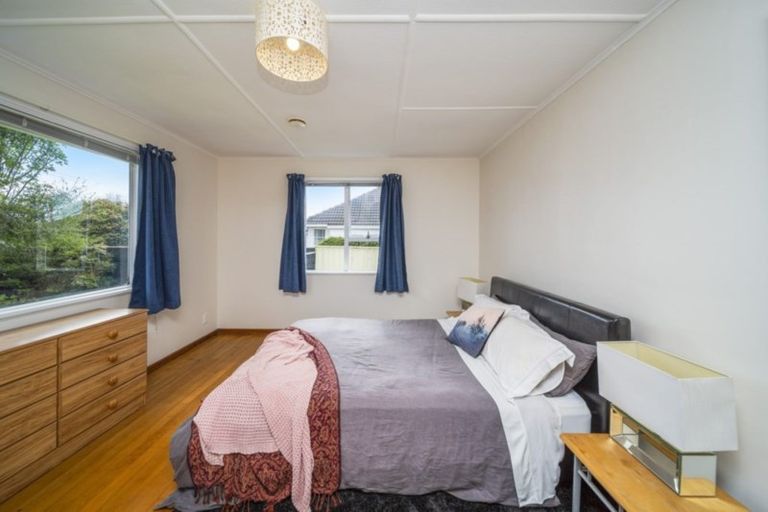 Photo of property in 4 Raleigh Street, Vogeltown, New Plymouth, 4310