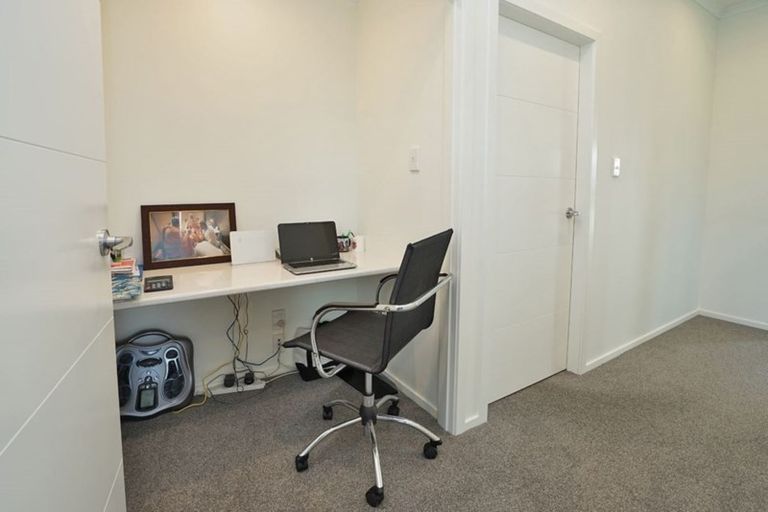 Photo of property in 14 Platina Place, Flagstaff, Hamilton, 3210