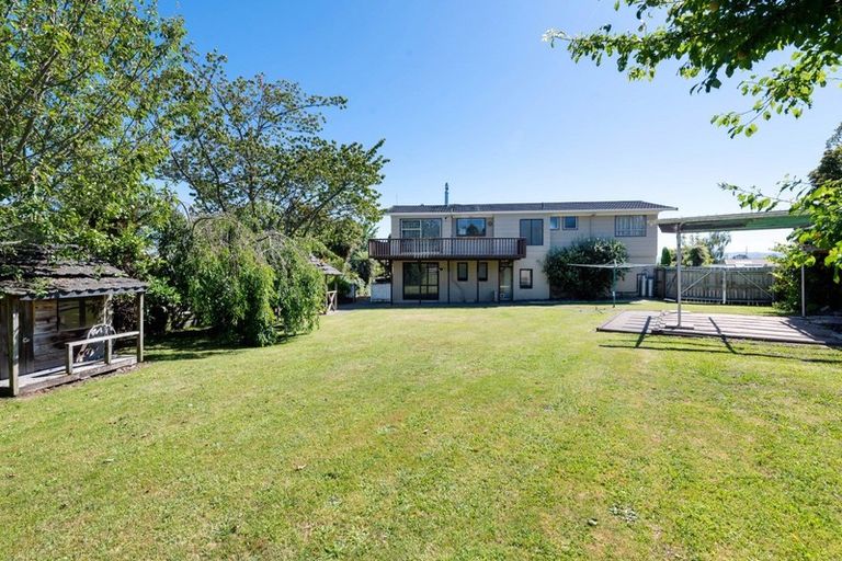 Photo of property in 30 Neri Crescent, Pomare, Rotorua, 3015