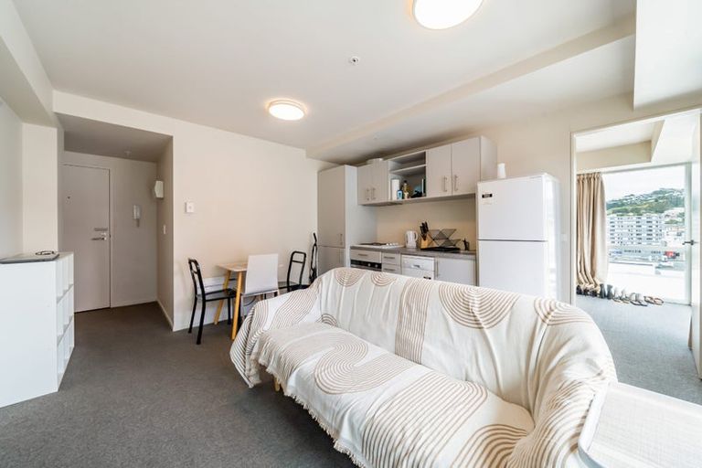 Photo of property in The Peak Apartments, 1002/170 Taranaki Street, Te Aro, Wellington, 6011