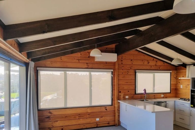 Photo of property in 26 Kauri Road, Stanmore Bay, Whangaparaoa, 0932