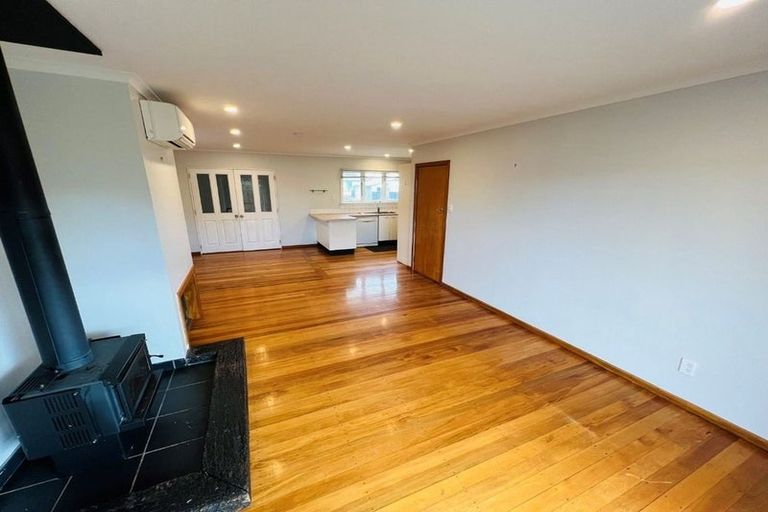 Photo of property in 1/63 Dunedin Street, Redwood, Christchurch, 8051