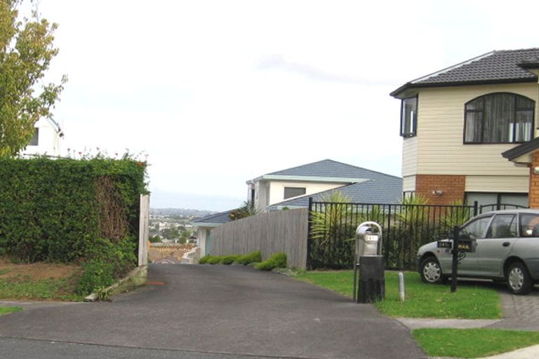 Photo of property in 241b Royal Road, Massey, Auckland, 0614
