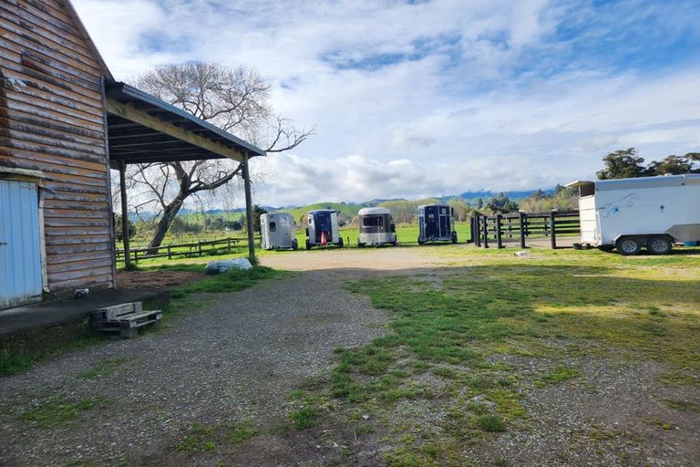 Photo of property in 42 Pigeon Valley Road, Wakefield, 7025