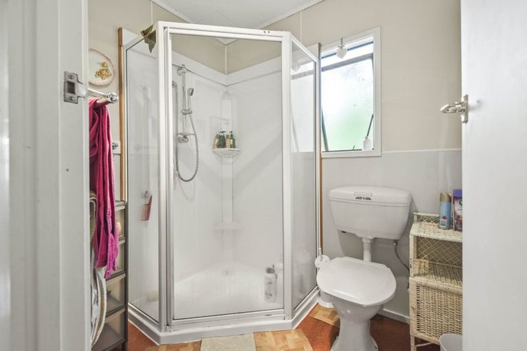 Photo of property in 1/24 Everard Avenue, Army Bay, Whangaparaoa, 0930