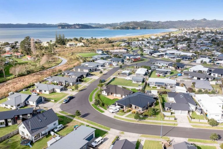 Photo of property in 17 Alf Simpson Drive, Whitianga, 3510