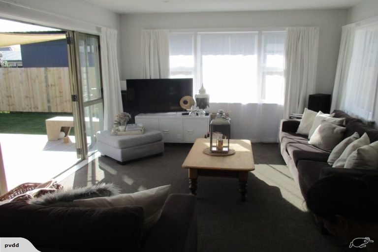 Photo of property in 7 Bideford Place, Dallington, Christchurch, 8061