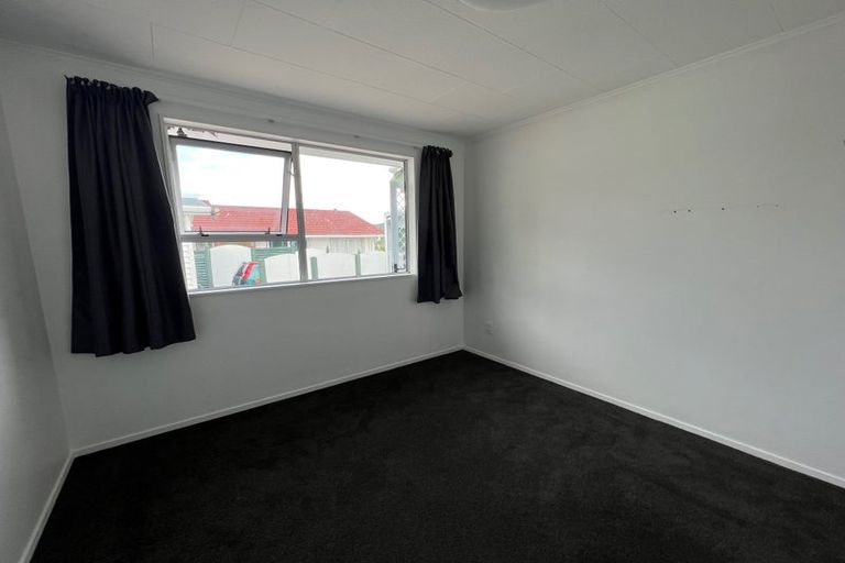 Photo of property in 240 Major Drive, Kelson, Lower Hutt, 5010