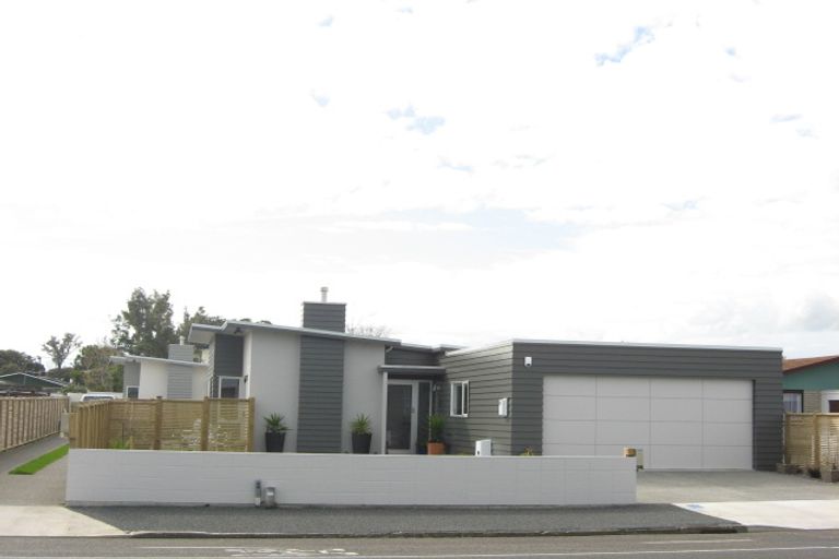 Photo of property in 149b Carrington Street, Lower Vogeltown, New Plymouth, 4310