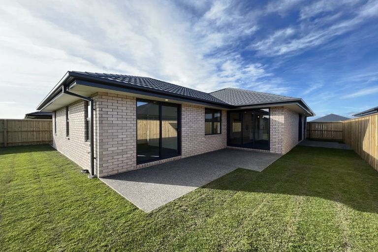Photo of property in 6 Wulfstan Lane, Rolleston, 7614