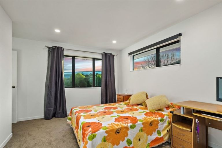 Photo of property in 34a Sherwood Avenue, Te Atatu South, Auckland, 0610