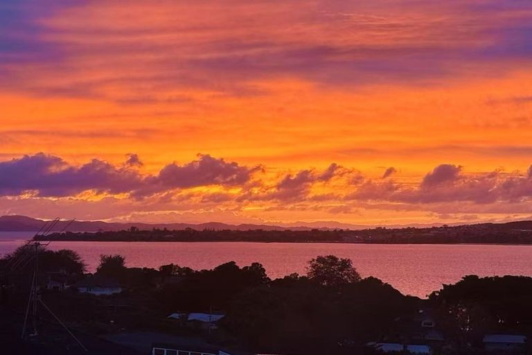 Photo of property in 30 Churchill Road, Cockle Bay, Auckland, 2014