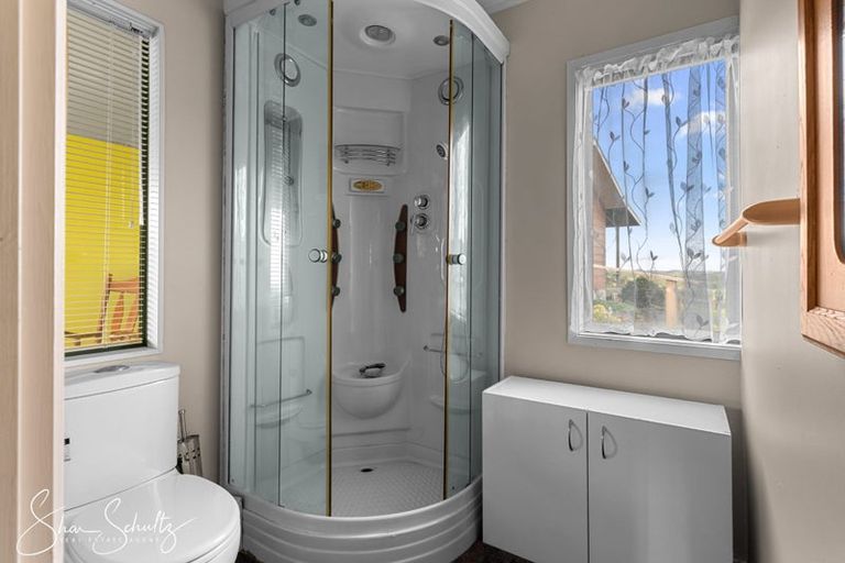 Photo of property in 7 Te Opi Road East, Whakapirau, Maungaturoto, 0583