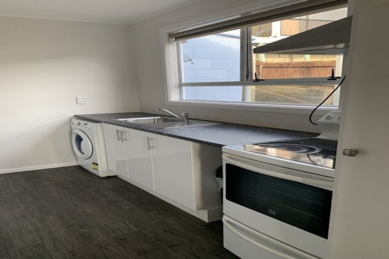 Photo of property in 3 Bella Grove, Naenae, Lower Hutt, 5011