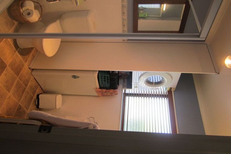 Photo of property in 15 Monarch Place, Paraparaumu Beach, Paraparaumu, 5032