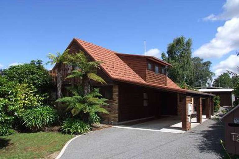 Photo of property in 2/12 Huia Street, Taupo, 3330