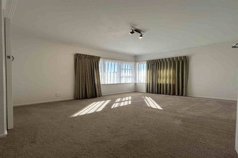 Photo of property in 26 Andrew Road, Howick, Auckland, 2010