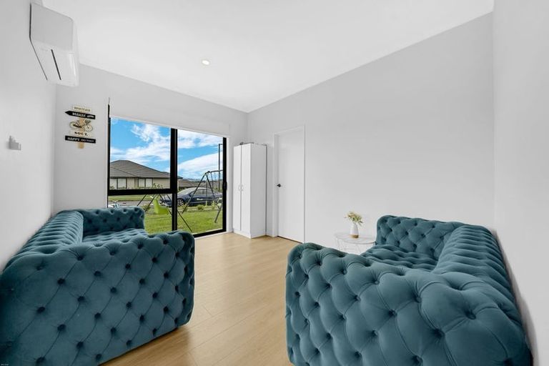 Photo of property in 155 Hitchen Road, Pokeno, 2402
