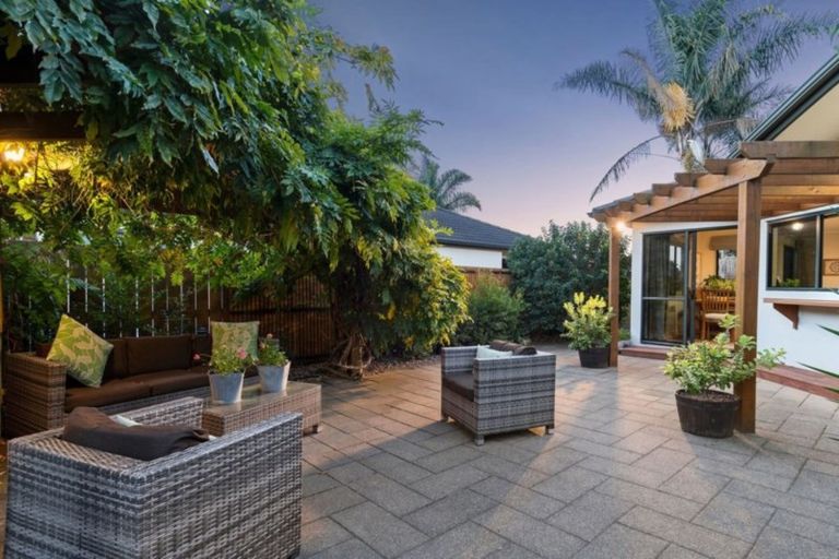 Photo of property in 636 Grenada Street, Papamoa Beach, Papamoa, 3118