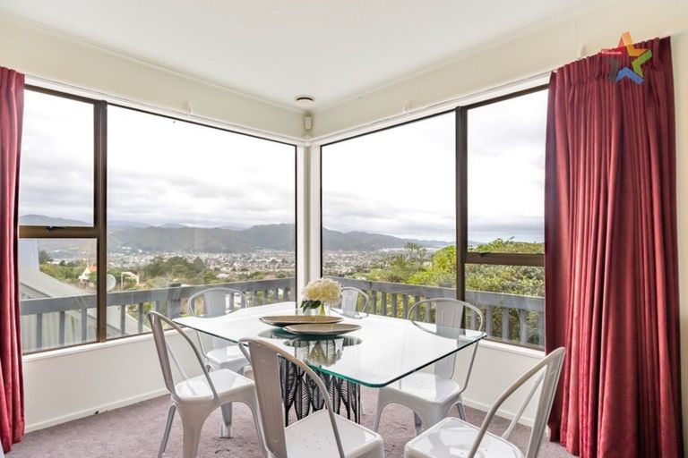 Photo of property in 75 Park Road, Belmont, Lower Hutt, 5010