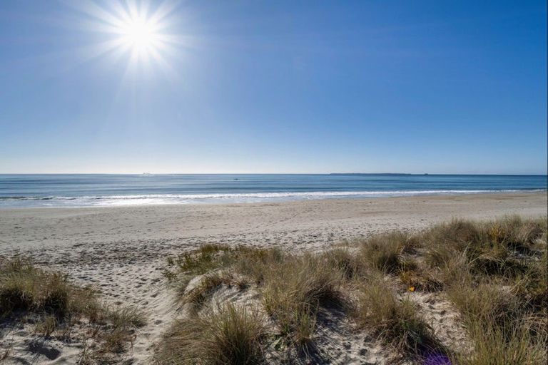 Photo of property in 331 Oceanbeach Road, Mount Maunganui, 3116