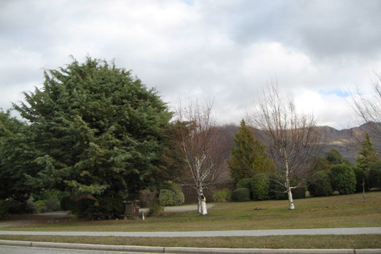 Photo of property in 104 Beacon Point Road, Wanaka, 9305