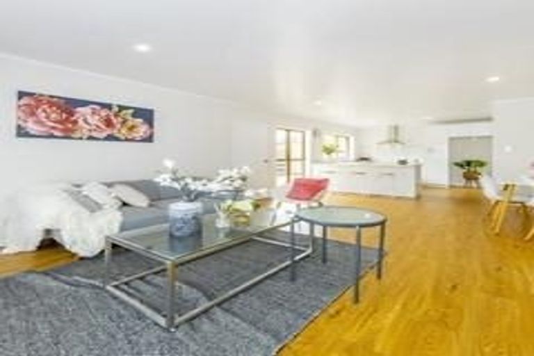 Photo of property in 3/10 Browns Road, Manurewa, Auckland, 2102