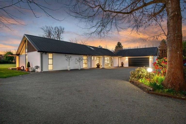 Photo of property in 569 Johns Road, Harewood, Christchurch, 8051