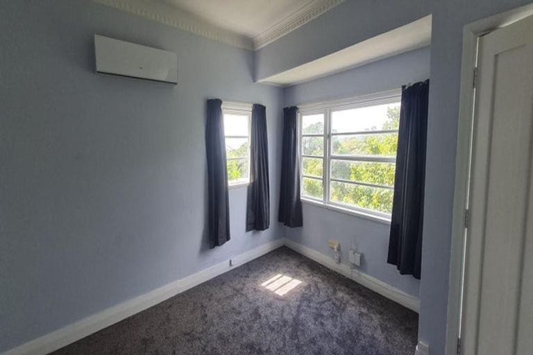 Photo of property in 4/71 Garden Road, Northland, Wellington, 6012