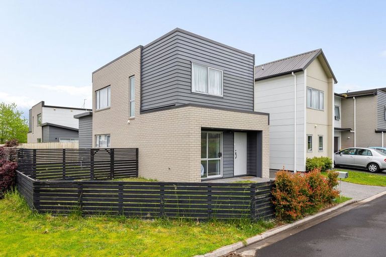 Photo of property in 12 Anna Jean Crescent, Flagstaff, Hamilton, 3210