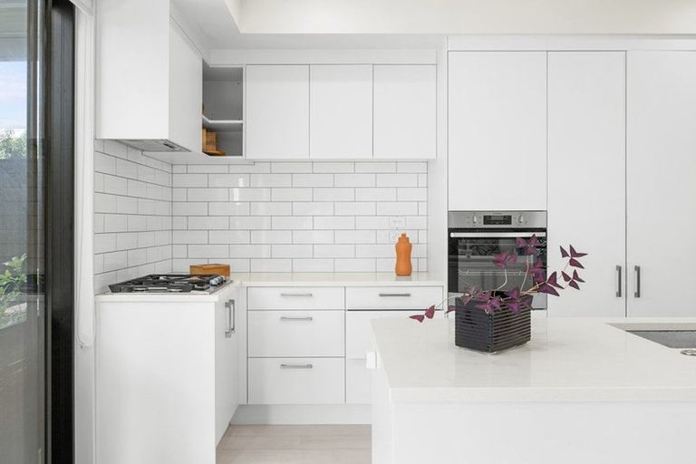 Photo of property in 21 Grey Warbler Road, Hobsonville, Auckland, 0616