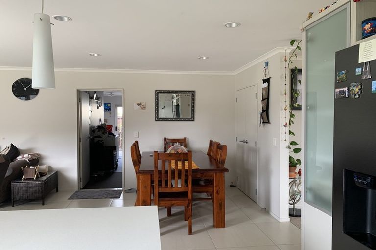 Photo of property in 8 Disley Road, Wattle Downs, Auckland, 2103