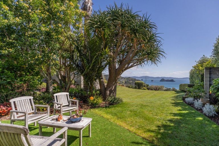 Photo of property in 47 Sarahs Hill, Hahei, Whitianga, 3591