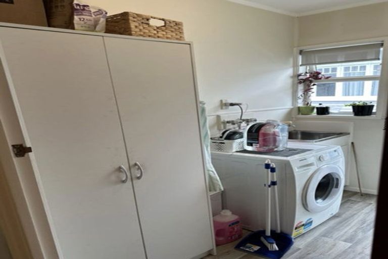 Photo of property in 2/10 Marsden Avenue, Mount Eden, Auckland, 1024