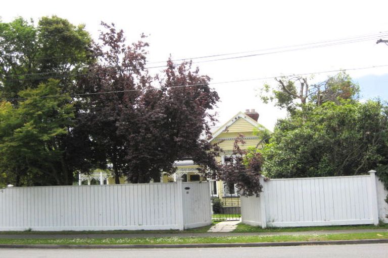 Photo of property in 83 Opawa Road, Opawa, Christchurch, 8023
