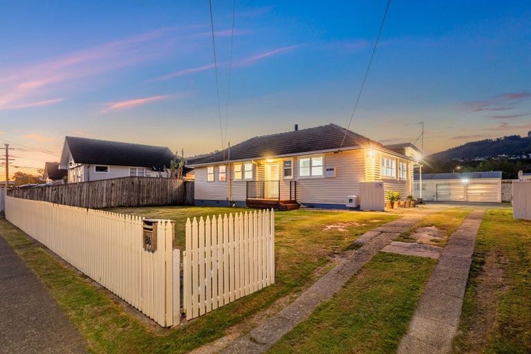 Photo of property in 84 Shakespeare Avenue, Trentham, Upper Hutt, 5018