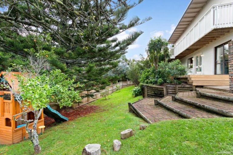 Photo of property in 10 Pine Terrace, Howick, Auckland, 2014