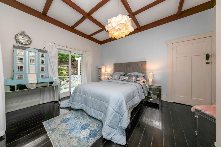 Photo of property in 355 Ridge Road, Paremoremo, Albany, 0793