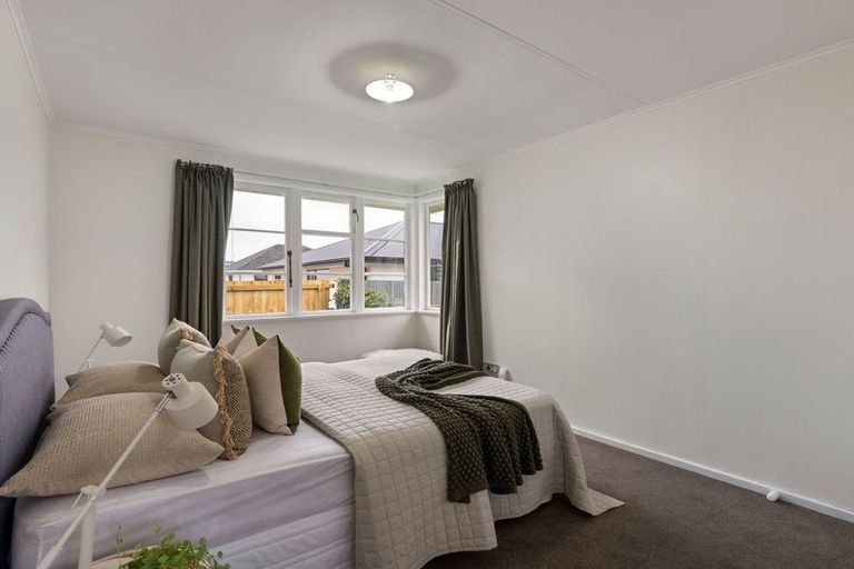 Photo of property in 3 Thames Street, Roslyn, Palmerston North, 4414