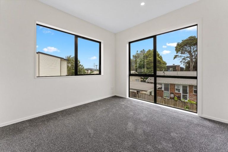 Photo of property in 133f Manuroa Road, Takanini, 2112