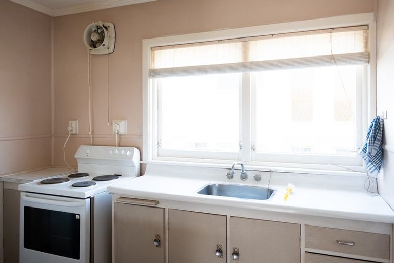 Photo of property in 12 Wellington Street, Hamilton East, Hamilton, 3216